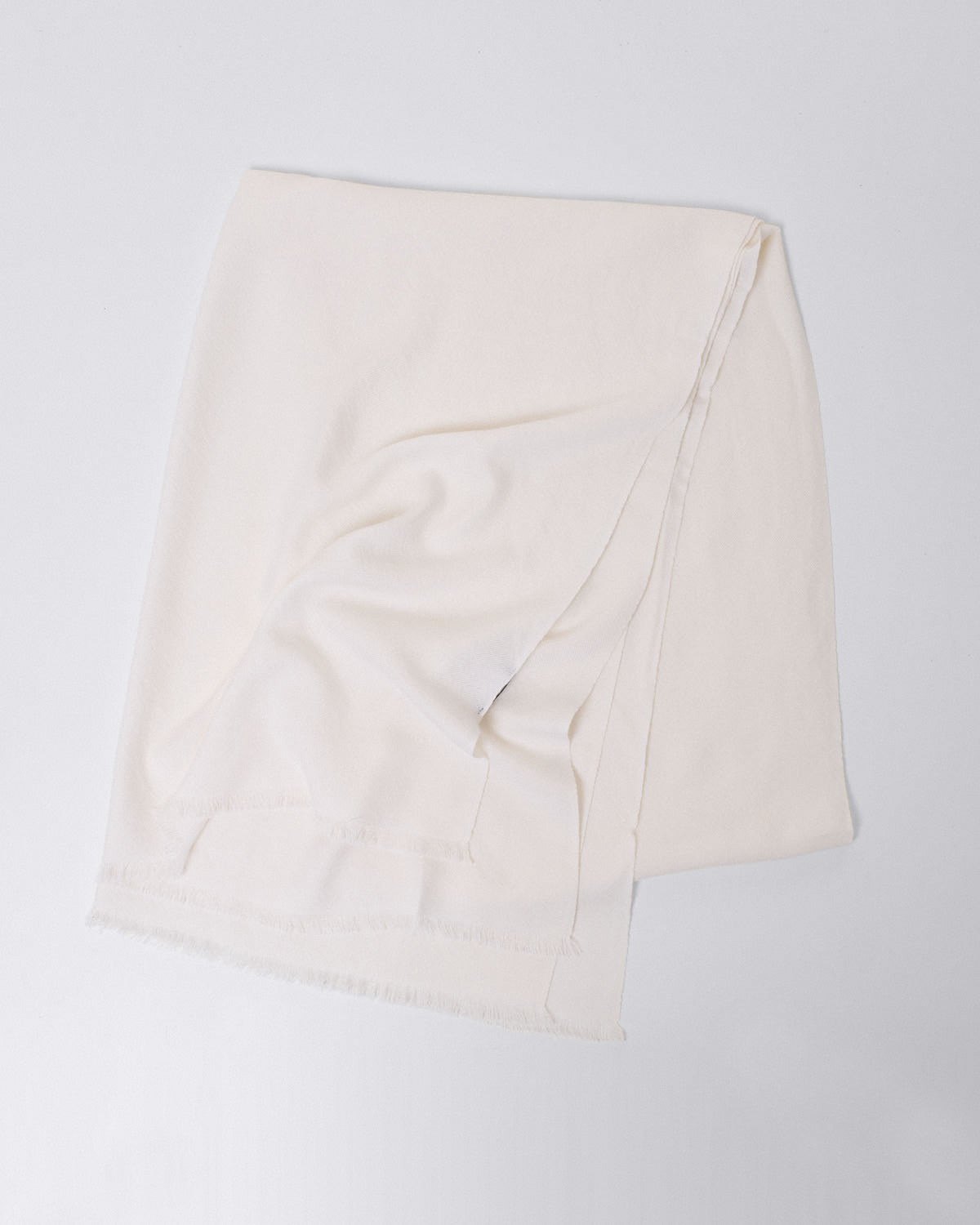 Cashmere and silk scarf in various colors