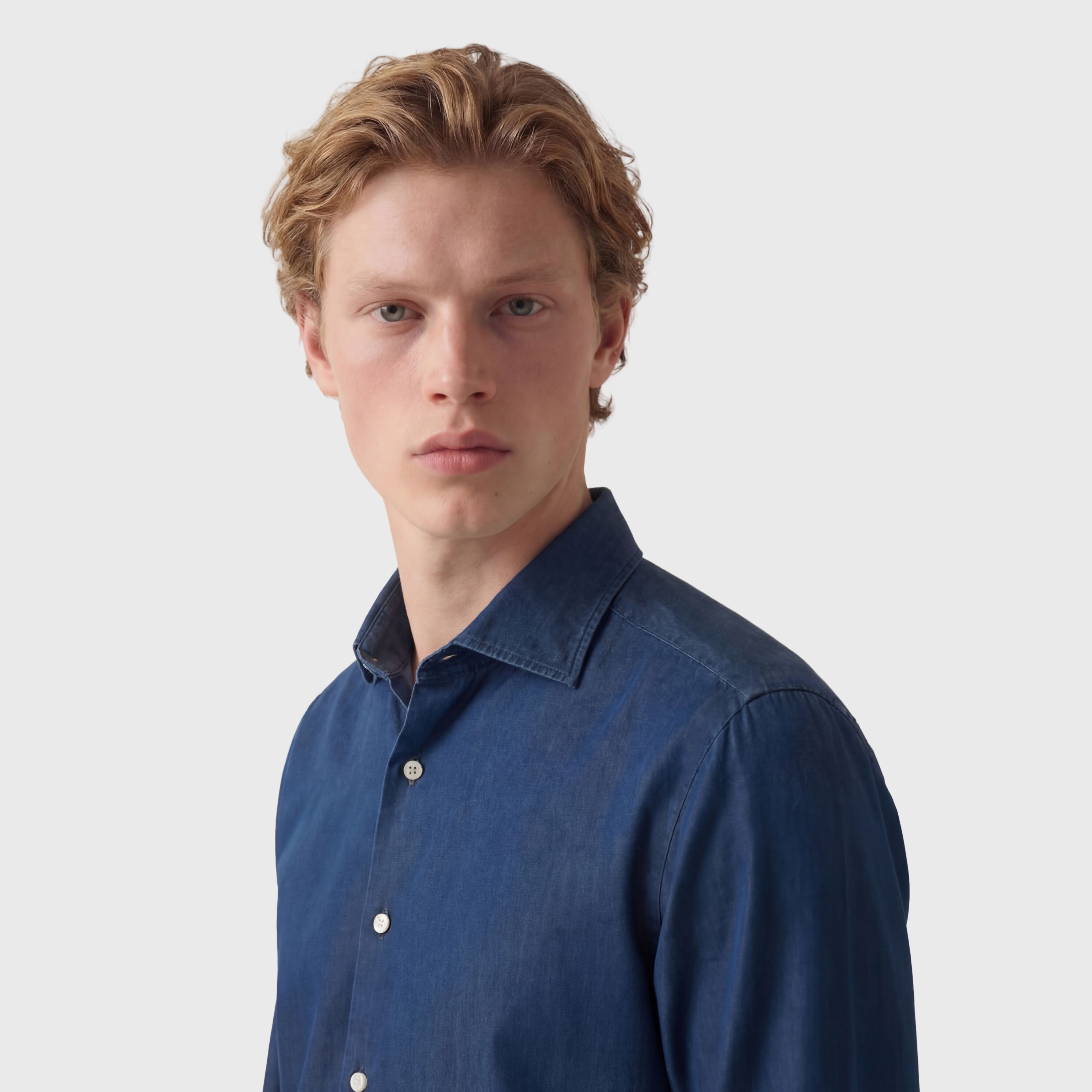 Camicia classica Milano slim fit in denim bleach e stone