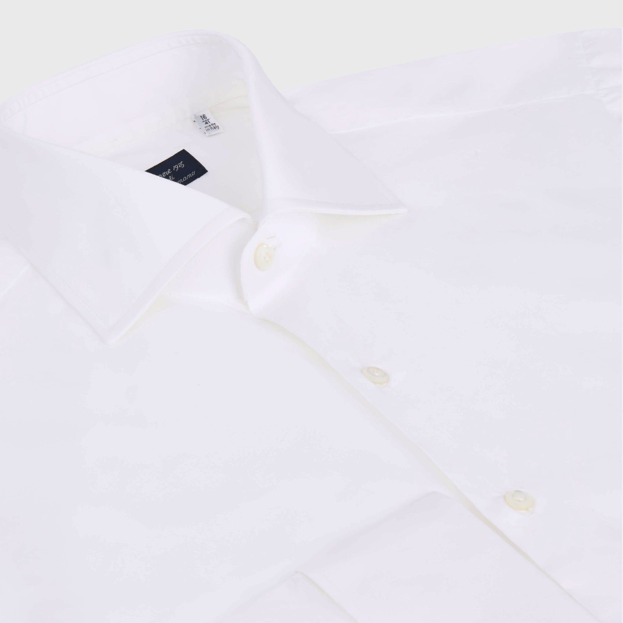 Classic regular fit Napoli shirt in 120/2 cotton cufflink cuff